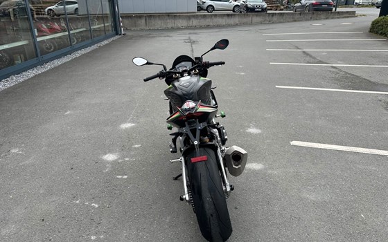 Gebrauchtmotorrad Aprilia Tuono V4 1100 Factory - Bild 6