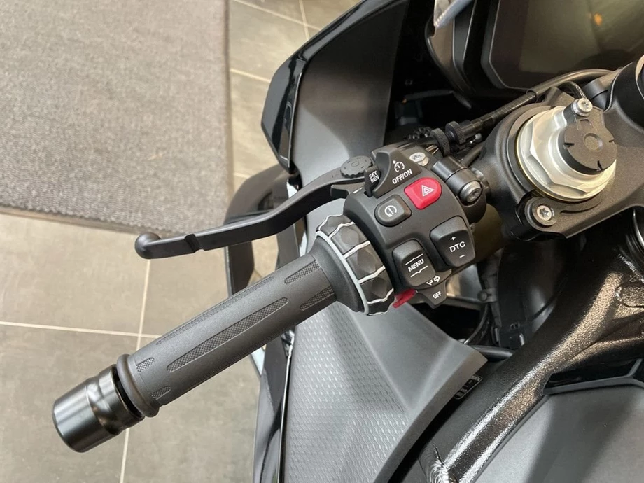 Angebot BMW S 1000 RR Bild 7: Angebot BMW S 1000 RR
