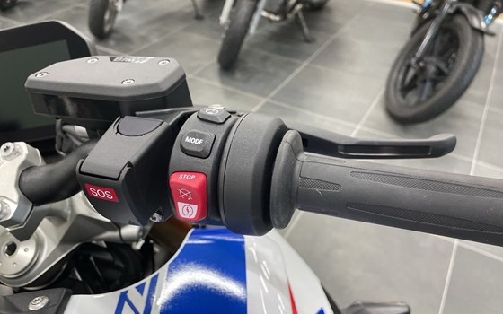 Gebrauchtmotorrad BMW R 1300 R - Bild 11