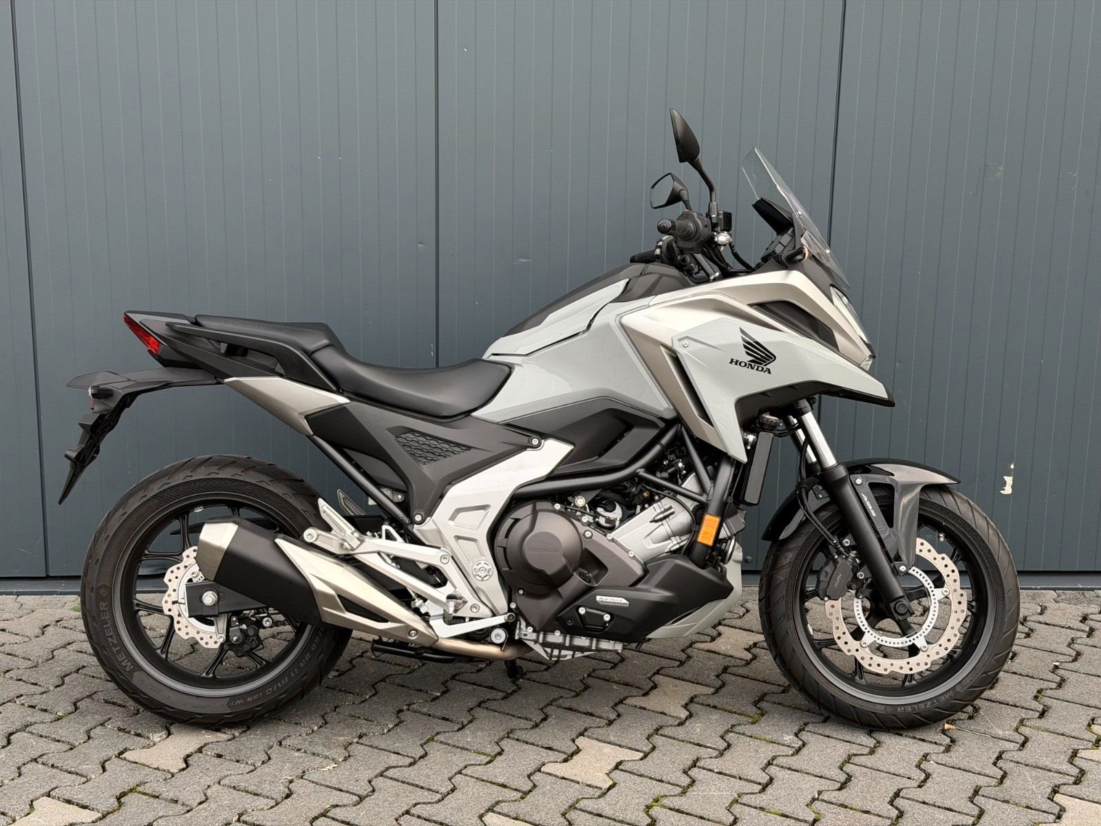 Honda NC750X DCT