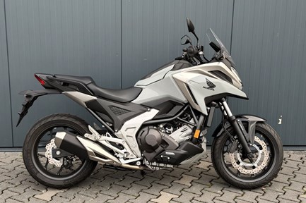 Honda NC750X DCT
