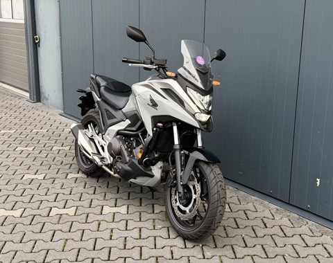 zum Vergrössern bitte anklicken!