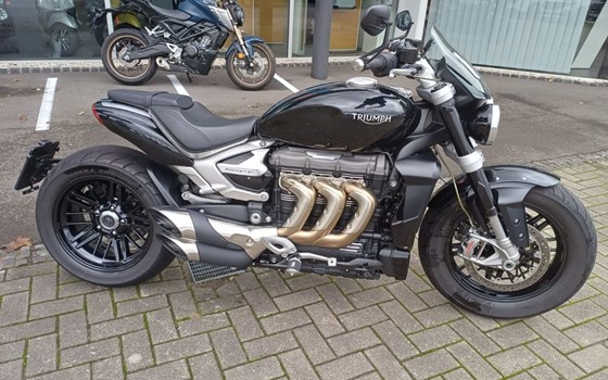 Gebrauchtmotorrad Triumph Rocket 3 R - Bild 2