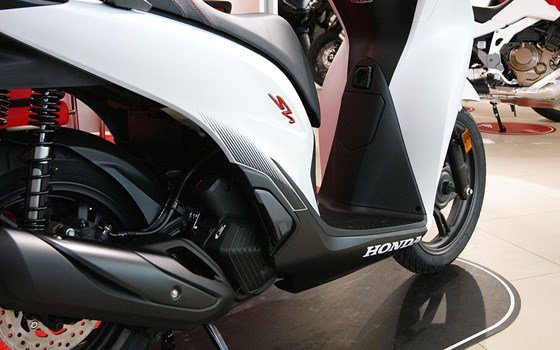 Neufahrzeug Honda SH150i - Bild 5