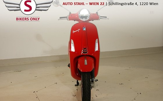 Neufahrzeug Vespa Primavera 125 RED - Bild 1 Neufahrzeug Vespa Primavera 125 RED - Bild 1