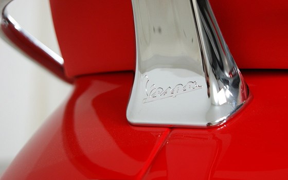 Neufahrzeug Vespa Primavera 125 RED - Bild 7