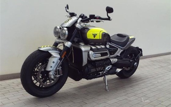 Gebrauchtmotorrad Triumph Rocket 3 R - Bild 6 Gebrauchtmotorrad Triumph Rocket 3 R - Bild 6