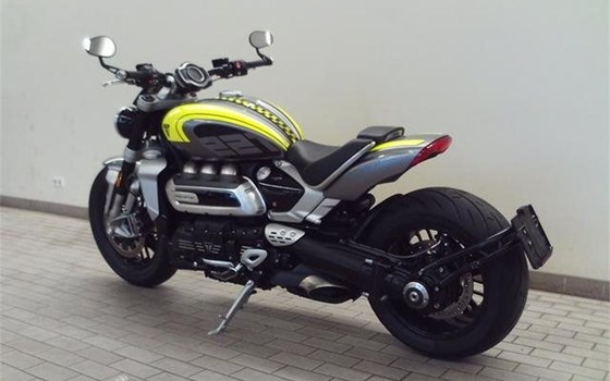 Gebrauchtmotorrad Triumph Rocket 3 R - Bild 7 Gebrauchtmotorrad Triumph Rocket 3 R - Bild 7