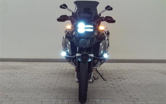 Gebrauchtmotorrad BMW R 1250 GS Adventure - Bild 2 Gebrauchtmotorrad BMW R 1250 GS Adventure - Bild 2