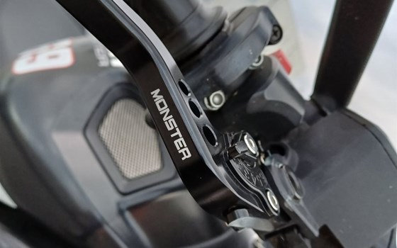 Gebrauchtmotorrad Ducati Monster 696 - Bild 4