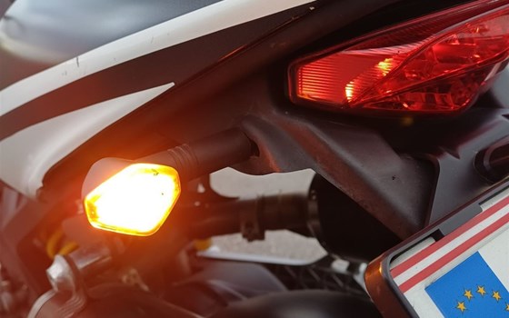 Gebrauchtmotorrad Ducati Monster 696 - Bild 6