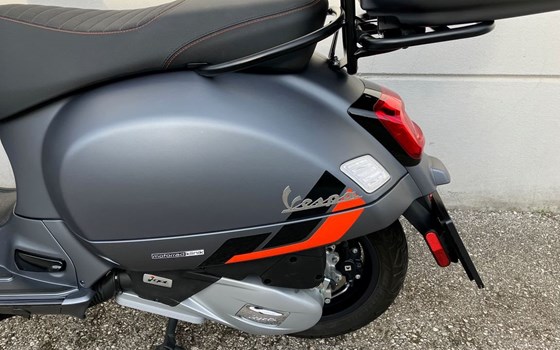 Gebrauchtmotorrad Vespa GTS 125 Super Sport - Bild 4 Gebrauchtmotorrad Vespa GTS 125 Super Sport - Bild 4