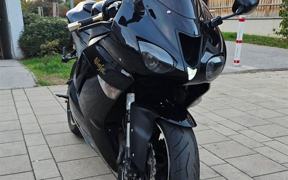 Gebrauchtmotorrad Kawasaki Ninja ZX-6R - Bild 4 Gebrauchtmotorrad Kawasaki Ninja ZX-6R - Bild 4