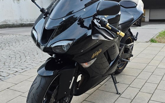 Gebrauchtmotorrad Kawasaki Ninja ZX-6R - Bild 5 Gebrauchtmotorrad Kawasaki Ninja ZX-6R - Bild 5