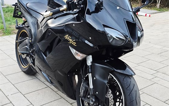 Gebrauchtmotorrad Kawasaki Ninja ZX-6R - Bild 6 Gebrauchtmotorrad Kawasaki Ninja ZX-6R - Bild 6