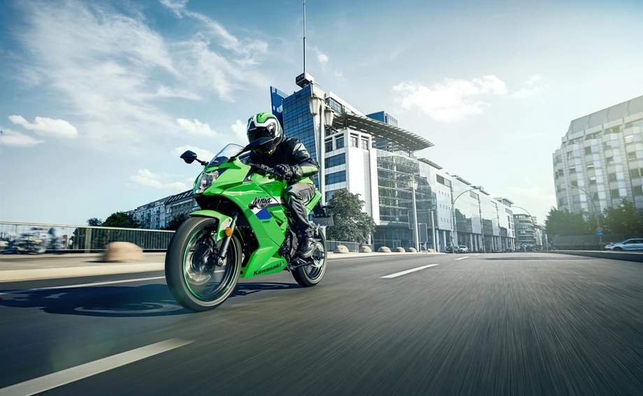 Angebot Kawasaki Ninja 125 Bild 7: Angebot Kawasaki Ninja 125