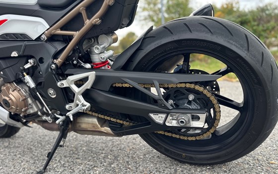 Gebrauchtmotorrad BMW S 1000 R - Bild 18 Gebrauchtmotorrad BMW S 1000 R - Bild 18