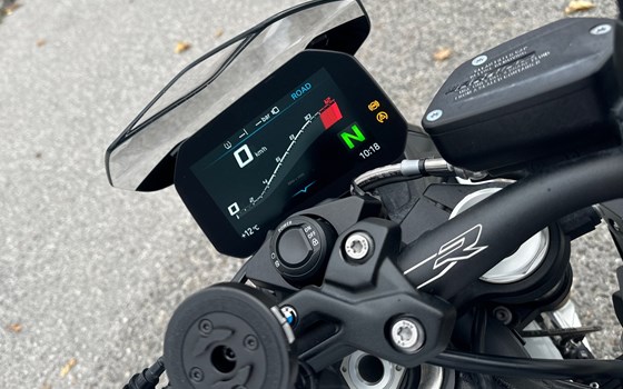 Gebrauchtmotorrad BMW S 1000 R - Bild 19 Gebrauchtmotorrad BMW S 1000 R - Bild 19
