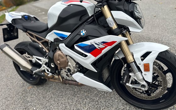 Gebrauchtmotorrad BMW S 1000 R - Bild 2 Gebrauchtmotorrad BMW S 1000 R - Bild 2