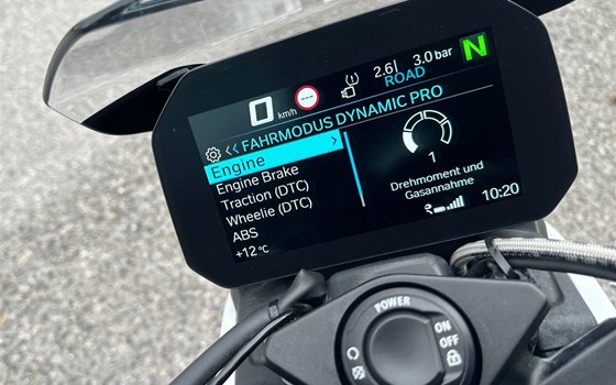 Gebrauchtmotorrad BMW S 1000 R - Bild 26 Gebrauchtmotorrad BMW S 1000 R - Bild 26