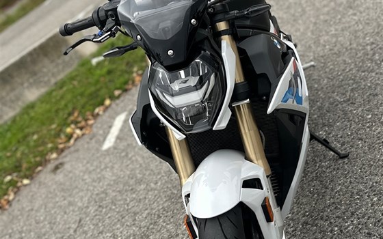 Gebrauchtmotorrad BMW S 1000 R - Bild 4 Gebrauchtmotorrad BMW S 1000 R - Bild 4