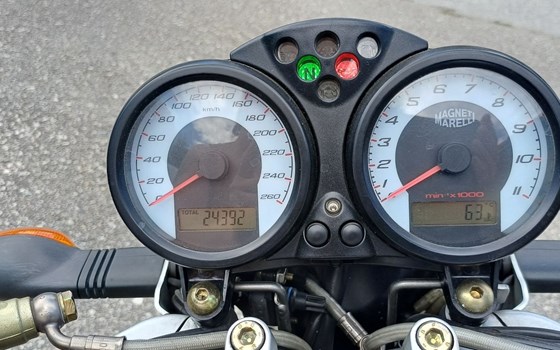 Gebrauchtmotorrad Ducati Monster S4R - Bild 9 Gebrauchtmotorrad Ducati Monster S4R - Bild 9