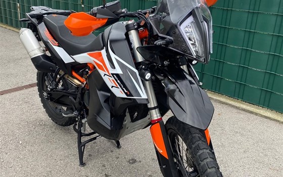 Gebrauchtmotorrad KTM 790 Adventure R - Bild 1 Gebrauchtmotorrad KTM 790 Adventure R - Bild 1