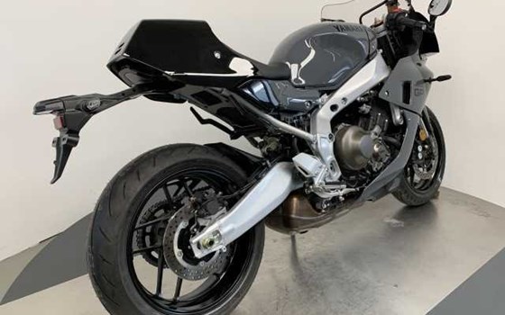 Gebrauchtmotorrad Yamaha XSR900 GP - Bild 3