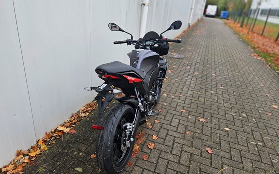 Neufahrzeug Aprilia Tuono 125 - Bild 5