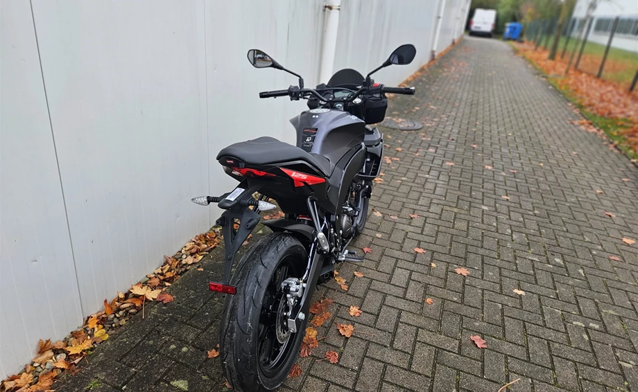 Angebot Aprilia Tuono 125 Bild 5: Angebot Aprilia Tuono 125