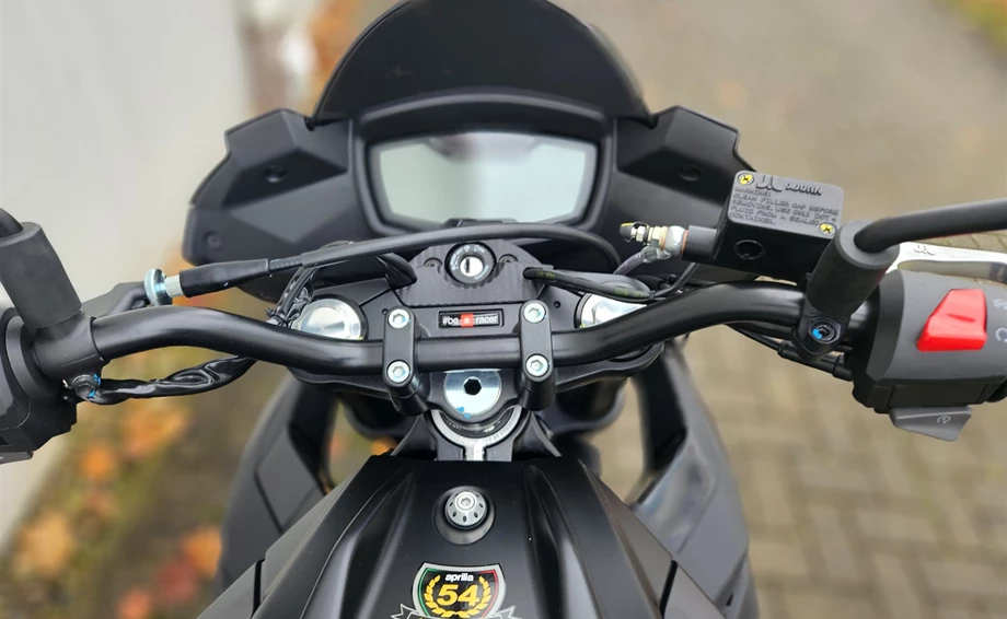 Angebot Aprilia Tuono 125 Bild 6: Angebot Aprilia Tuono 125