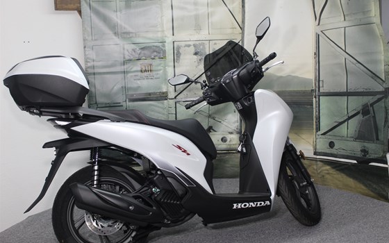 Gebrauchtmotorrad Honda SH125i - Bild 2