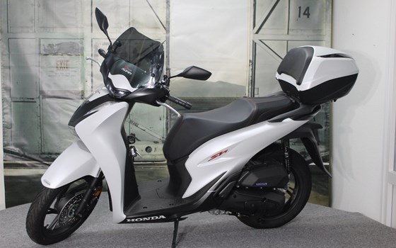 Gebrauchtmotorrad Honda SH125i - Bild 3