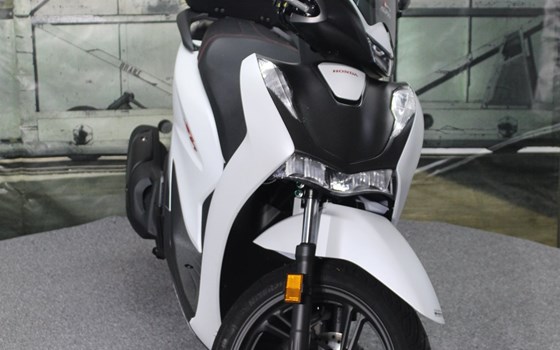 Gebrauchtmotorrad Honda SH125i - Bild 5