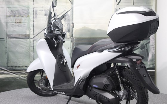 Gebrauchtmotorrad Honda SH125i - Bild 11