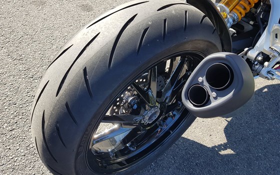 Gebrauchtmotorrad Triumph Speed Triple 1200 RS - Bild 9