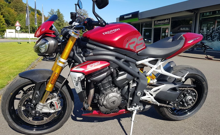 Angebot Triumph Speed Triple 1200 RS Bild 3: Angebot Triumph Speed Triple 1200 RS