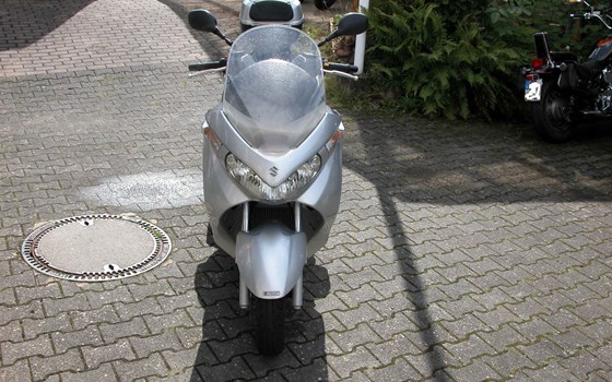 Gebrauchtmotorrad Suzuki Burgman 200 - Bild 5