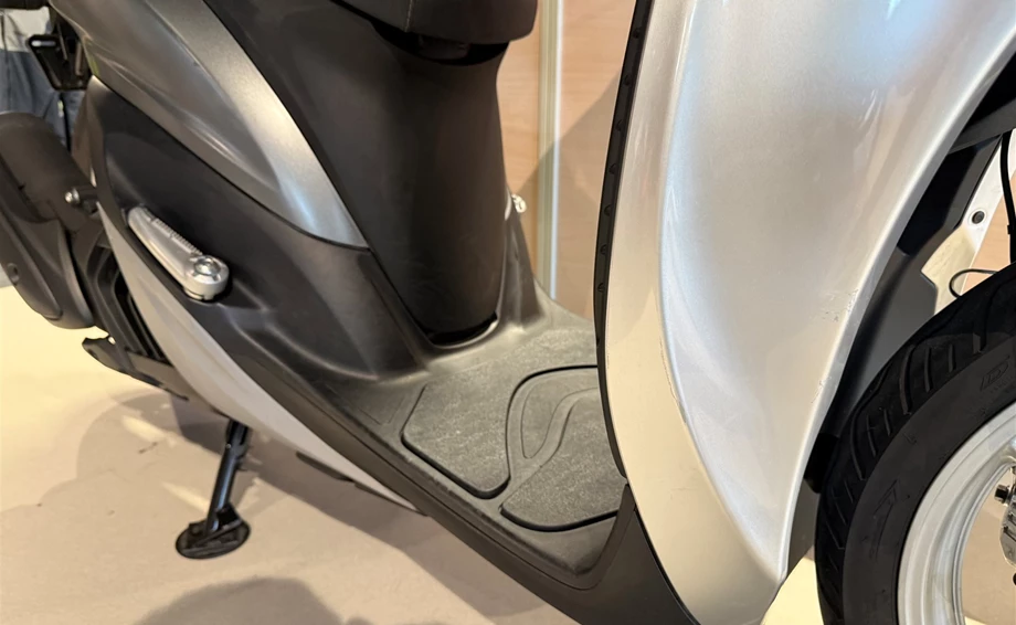 Angebot Yamaha Xenter 125 Bild 15: Angebot Yamaha Xenter 125