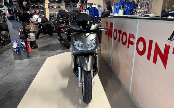 Gebrauchtmotorrad Yamaha Xenter 125 - Bild 3