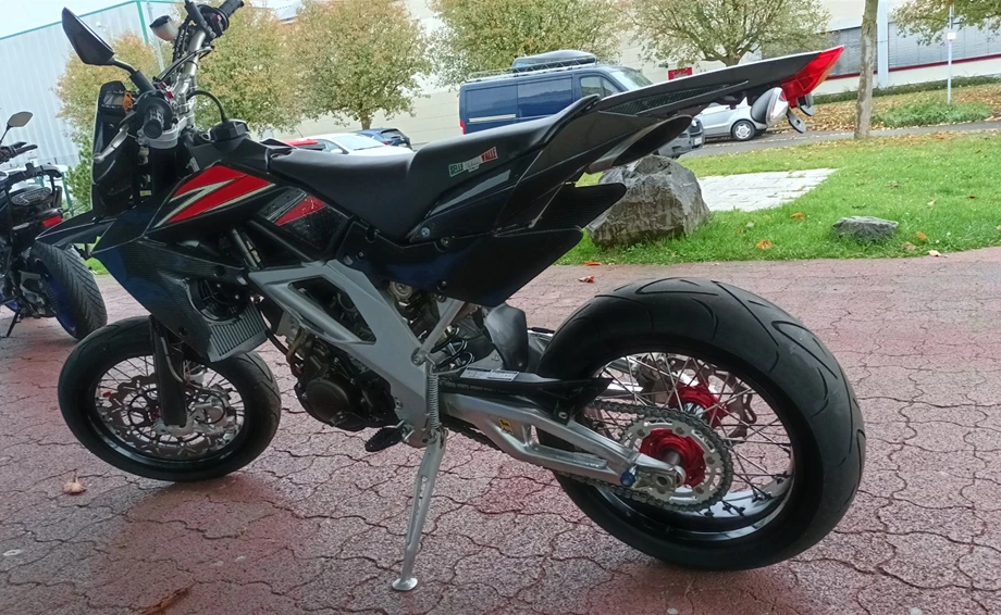 Angebot Aprilia SXV 450 Bild 5: Angebot Aprilia SXV 450
