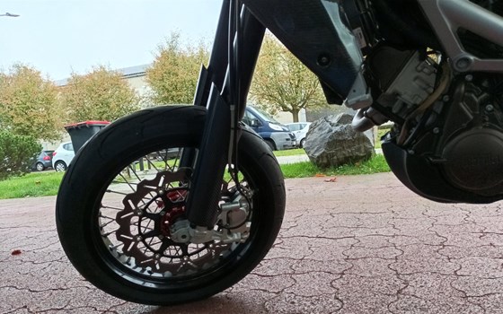 Gebrauchtmotorrad Aprilia SXV 450 - Bild 6