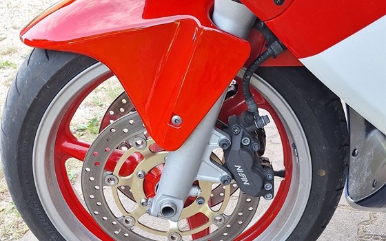 Gebrauchtmotorrad Honda CBR 600 F - Bild 5