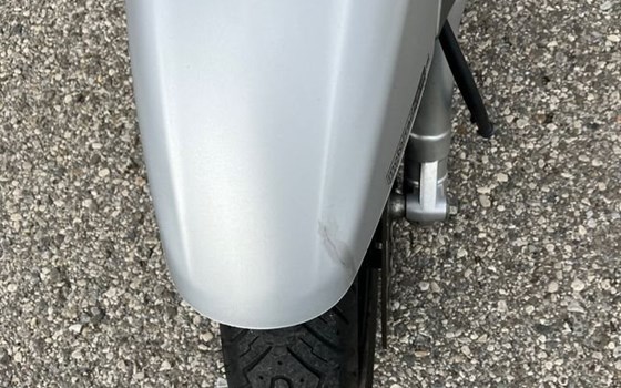 Gebrauchtmotorrad Piaggio Beverly 350ie Sport Touring - Bild 10 Gebrauchtmotorrad Piaggio Beverly 350ie Sport Touring - Bild 10