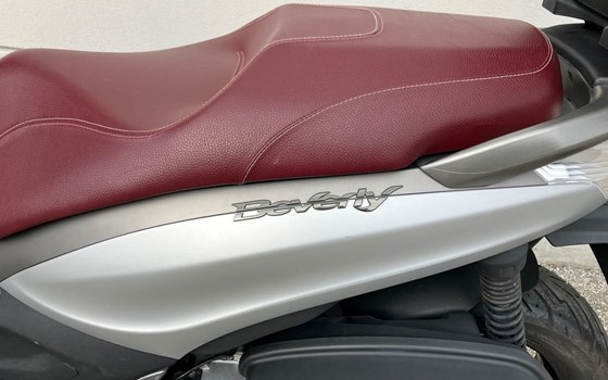 Gebrauchtmotorrad Piaggio Beverly 350ie Sport Touring - Bild 8 Gebrauchtmotorrad Piaggio Beverly 350ie Sport Touring - Bild 8