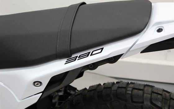 Motorrad Occasion KTM 390 Enduro R - Bild 7