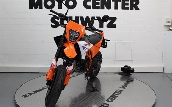 Motorrad Occasion KTM 390 SMC R - Bild 4