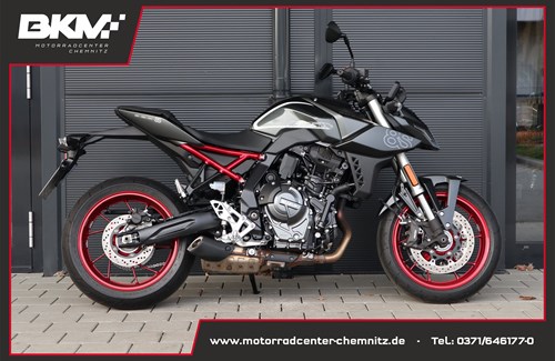 Gebrauchtmotorrad Suzuki GSX-8S