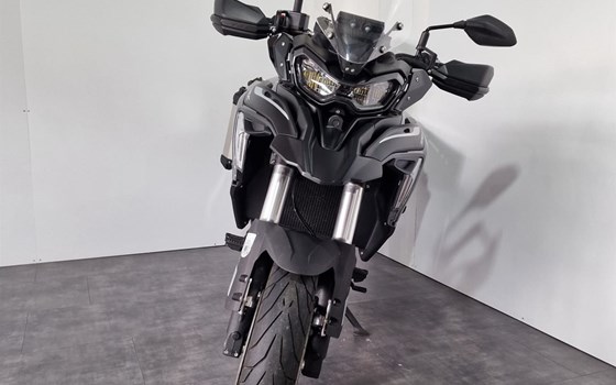 Gebrauchtmotorrad Benelli TRK 702 X - Bild 3 Gebrauchtmotorrad Benelli TRK 702 X - Bild 3