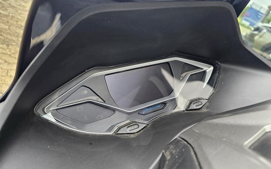 Gebrauchtmotorrad Honda PCX125 - Bild 8